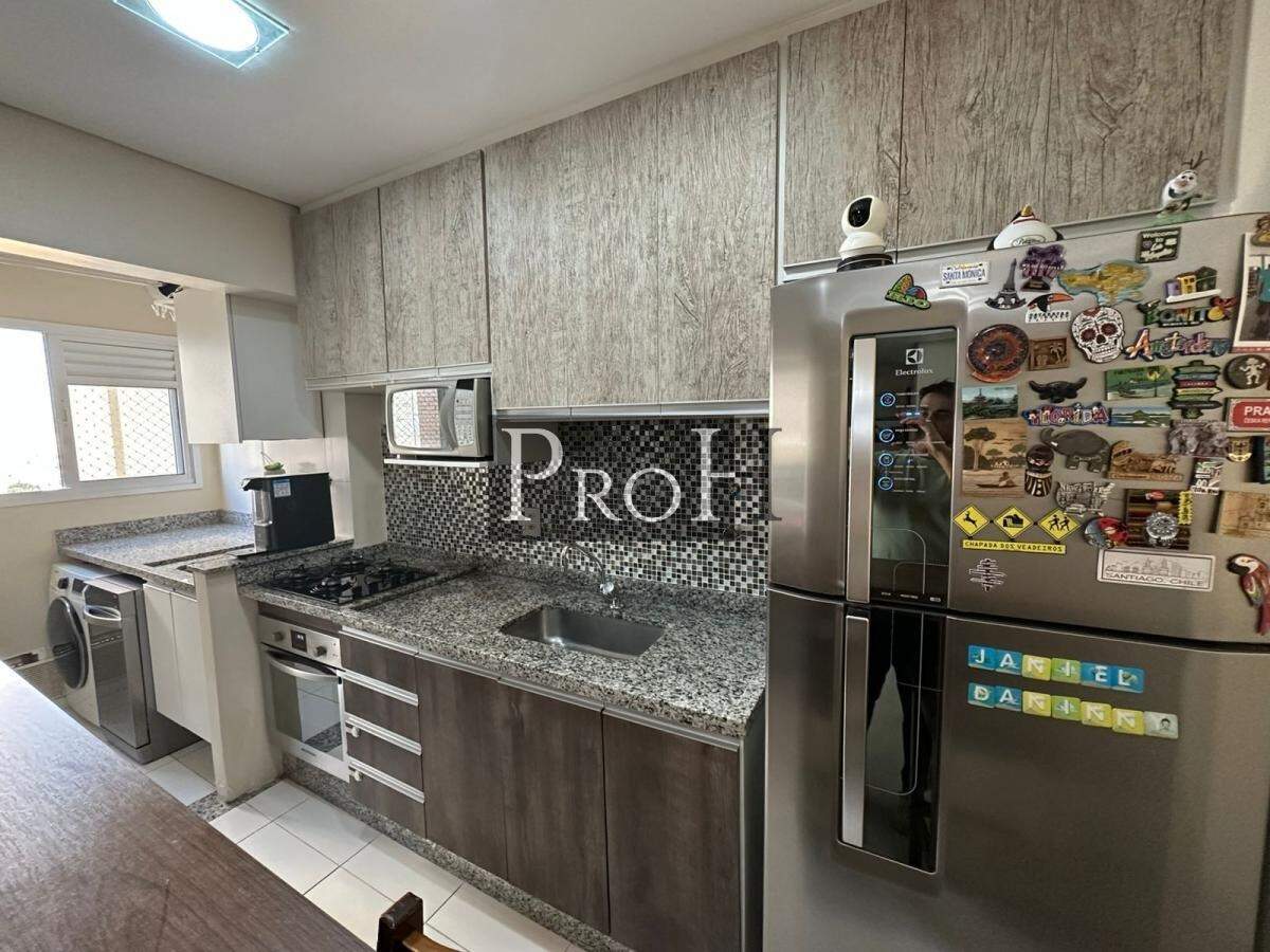 Apartamento à venda com 2 quartos, 62m² - Foto 9