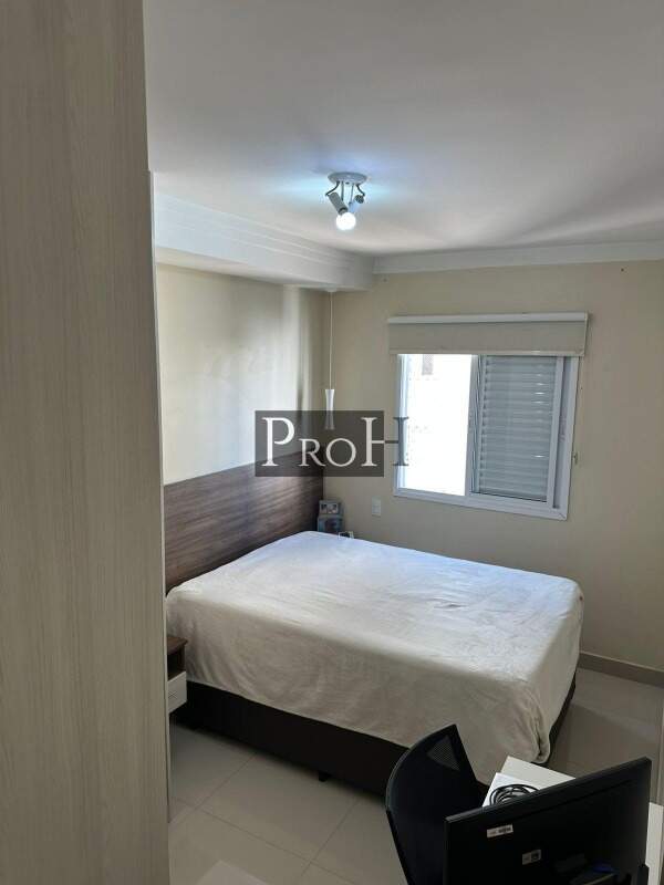 Apartamento à venda com 2 quartos, 62m² - Foto 14