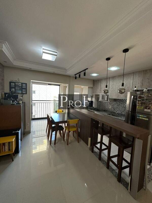 Apartamento à venda com 2 quartos, 62m² - Foto 8