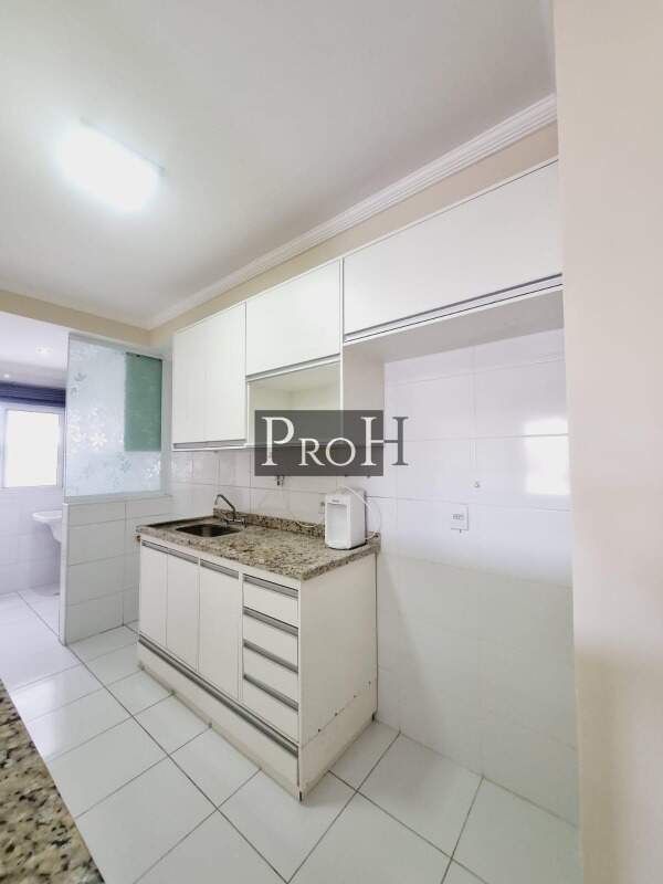 Apartamento para alugar com 2 quartos, 65m² - Foto 6