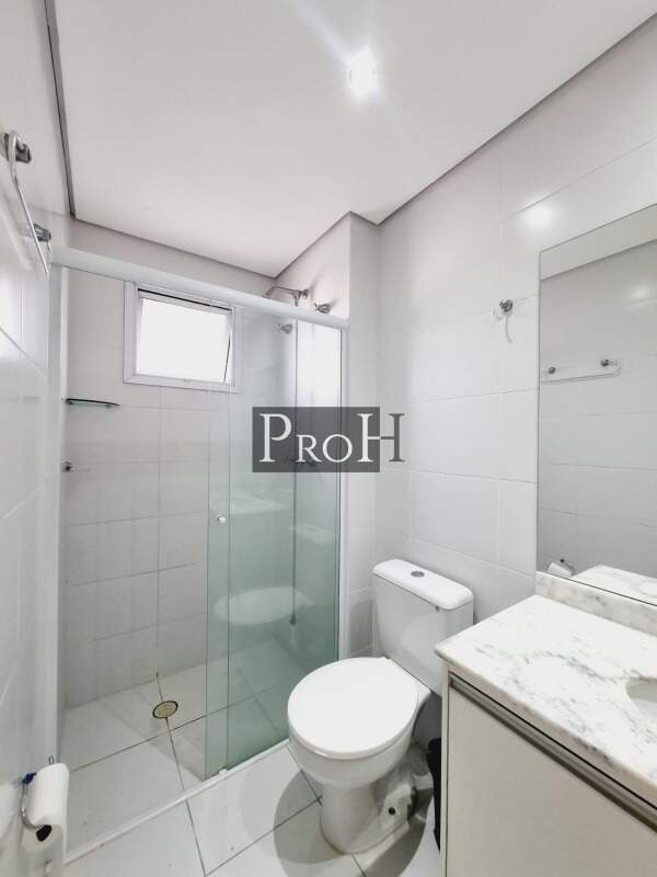 Apartamento para alugar com 2 quartos, 65m² - Foto 17