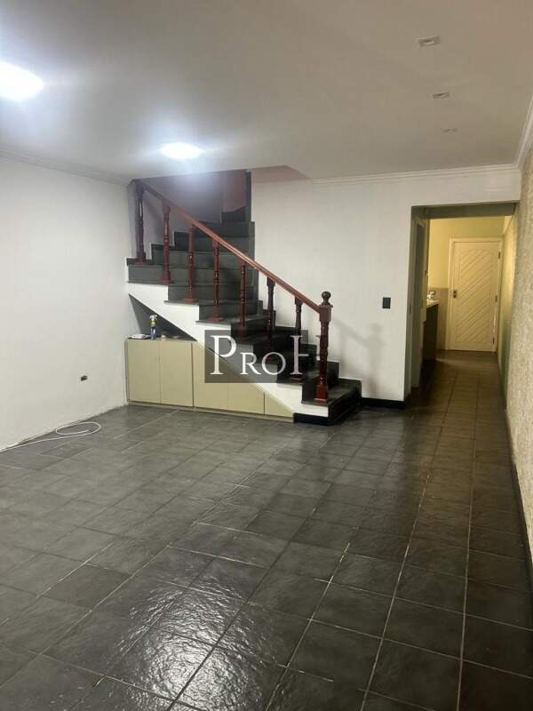 Sobrado para alugar com 3 quartos, 151m² - Foto 2