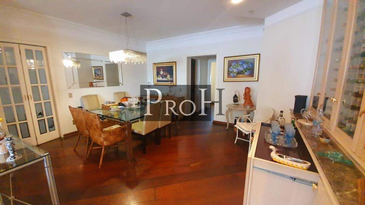 Apartamento à venda com 4 quartos, 235m² - Foto 7