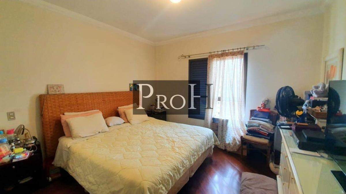 Apartamento à venda com 4 quartos, 235m² - Foto 20