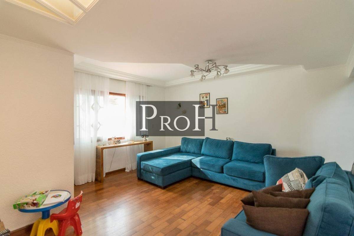 Sobrado para alugar com 3 quartos, 150m² - Foto 1