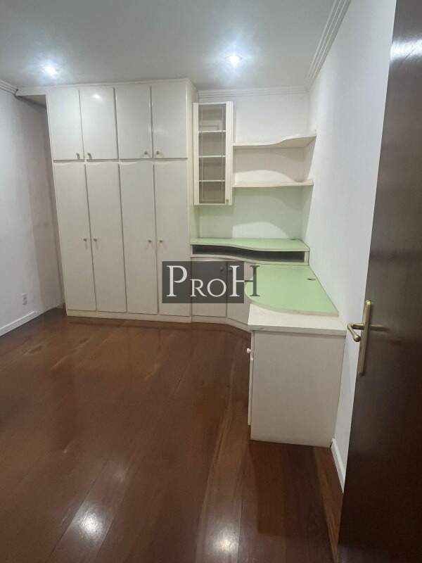 Sobrado para alugar com 3 quartos, 240m² - Foto 10
