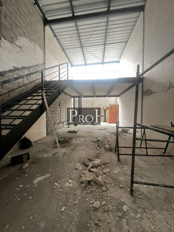 Depósito-Galpão-Armazém para alugar, 230m² - Foto 3