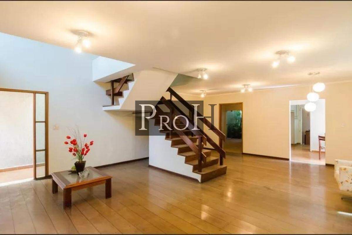 Sobrado, 4 quartos, 480 m² - Foto 1