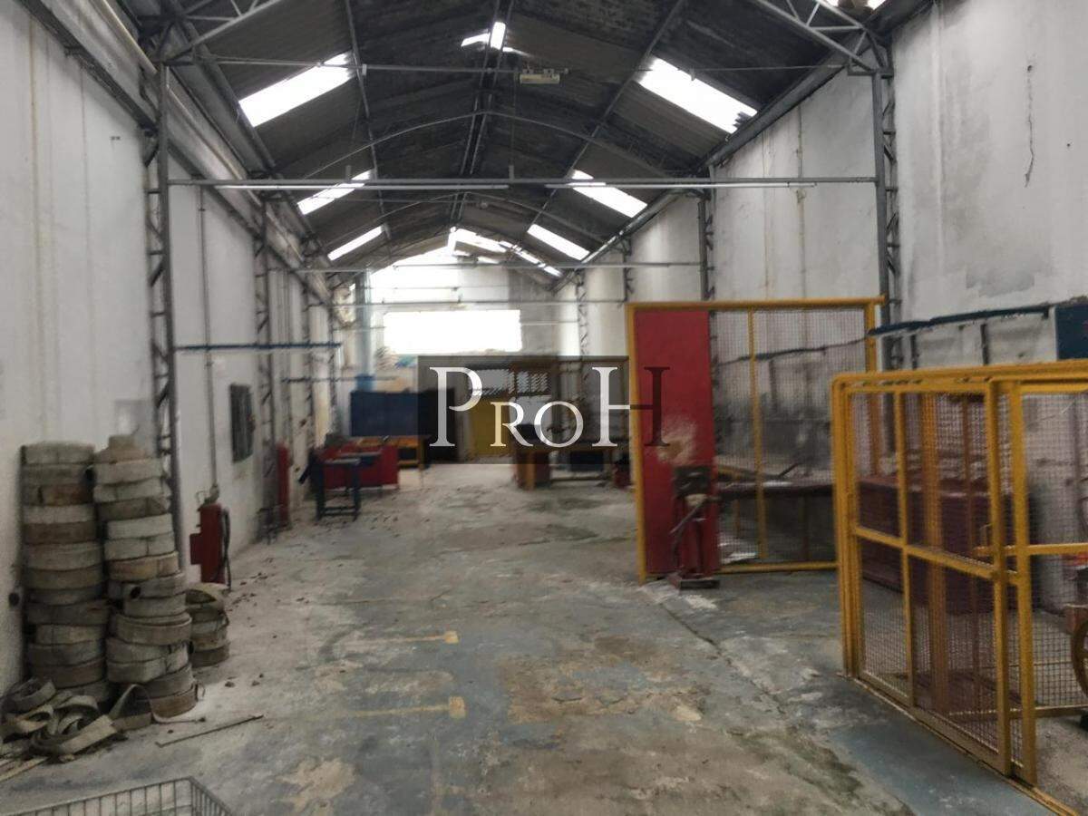 Depósito-Galpão-Armazém para alugar, 450m² - Foto 1