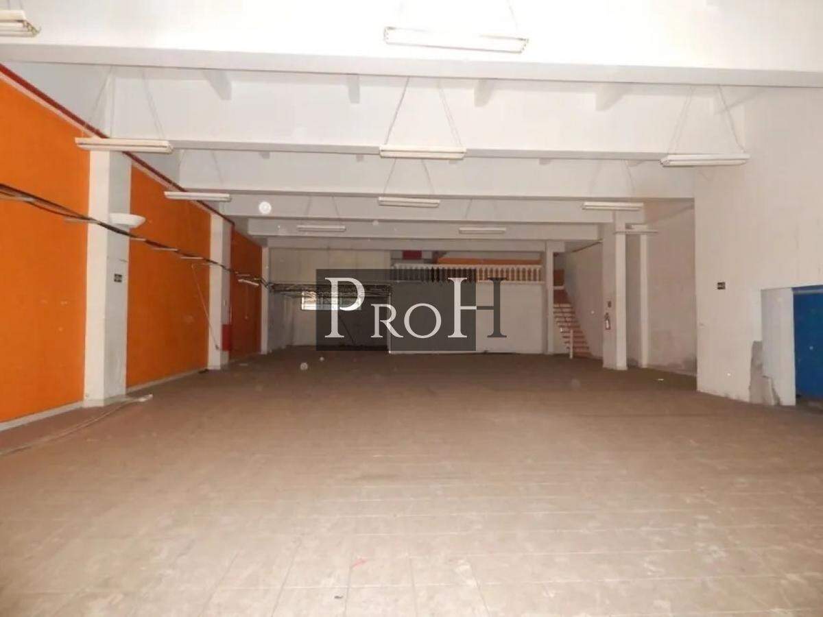 Depósito-Galpão-Armazém para alugar, 570m² - Foto 2
