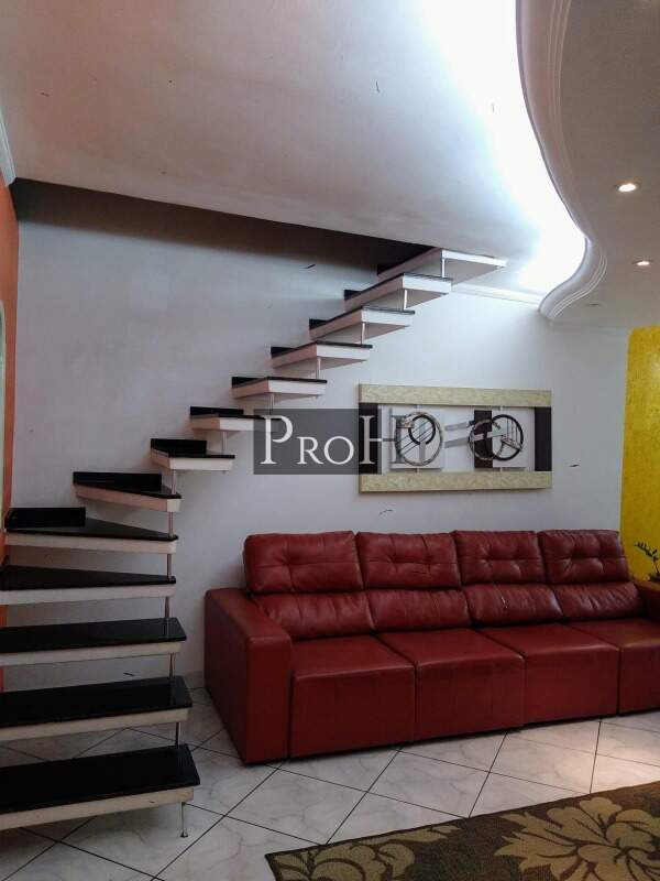 Sobrado, 3 quartos, 270 m² - Foto 2