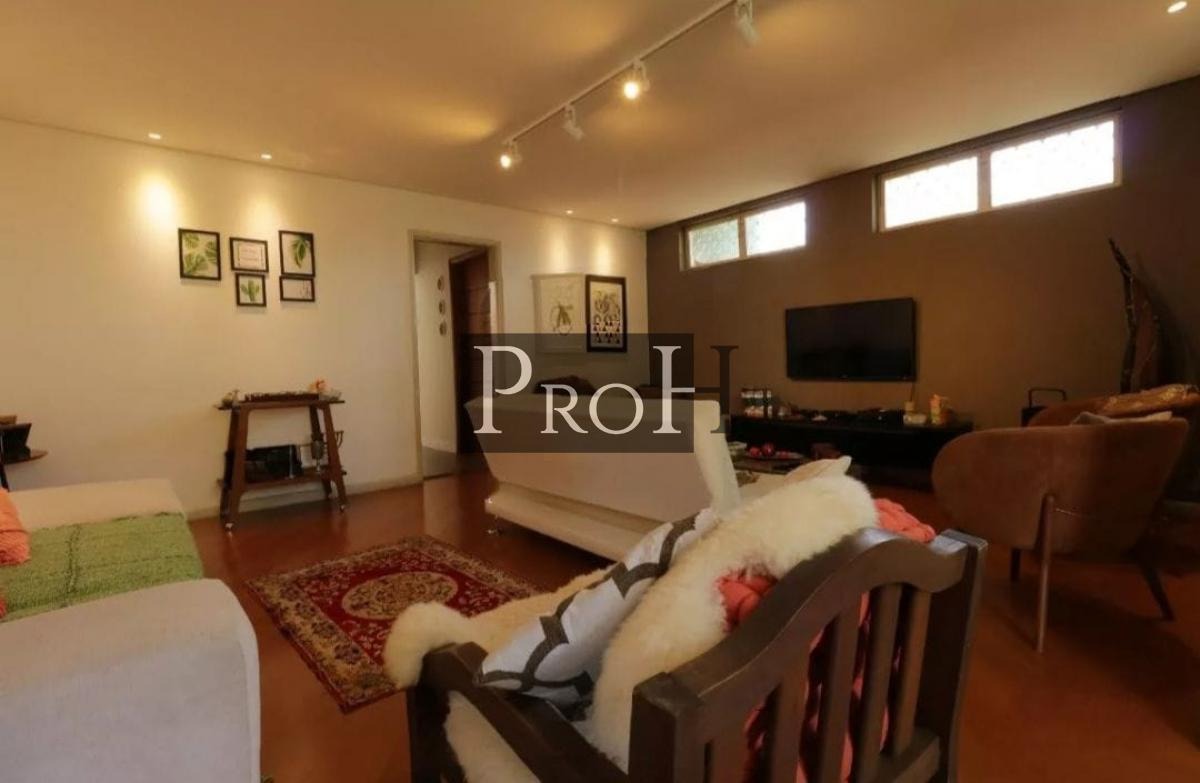 Casa, 3 quartos, 310 m² - Foto 1