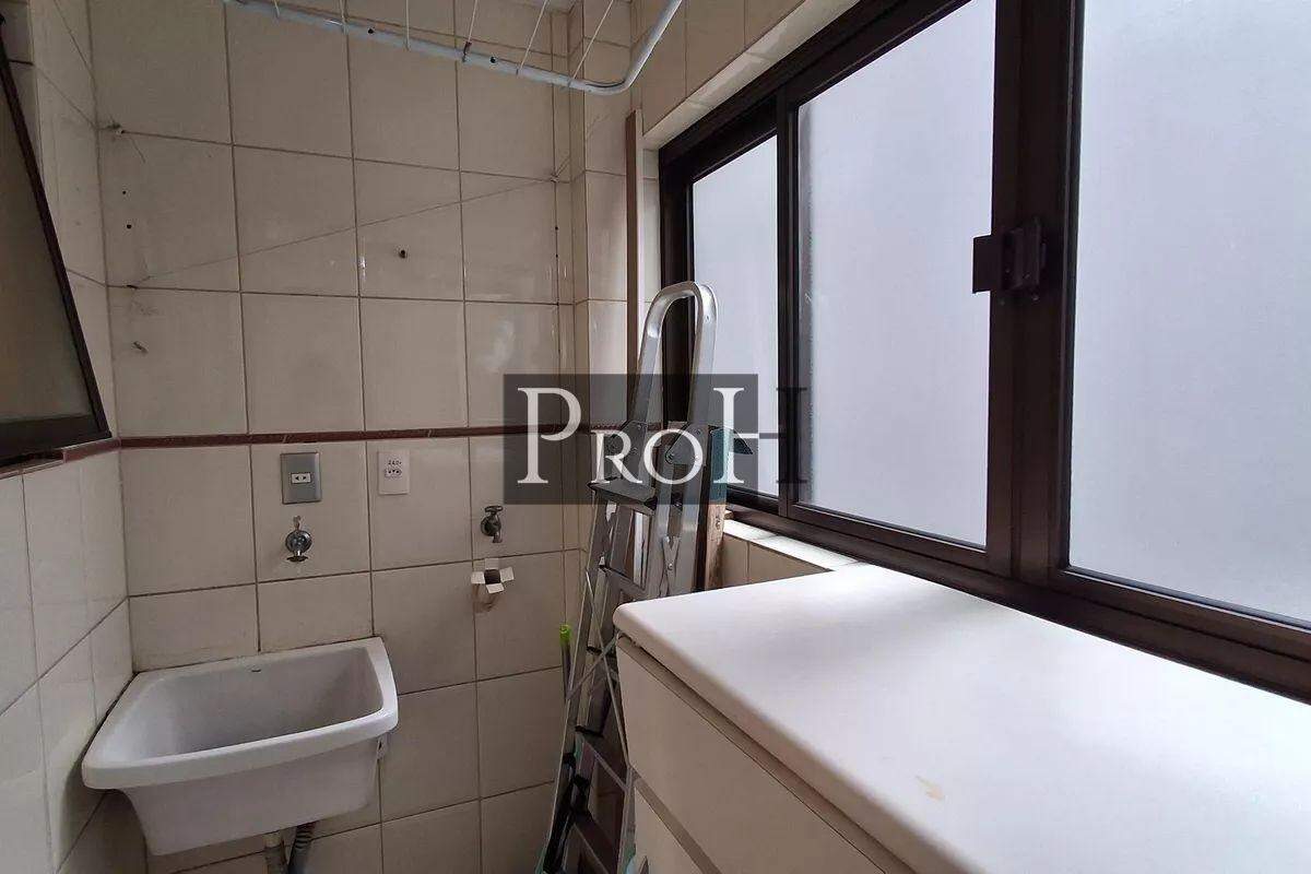 Apartamento para alugar com 2 quartos, 93m² - Foto 8