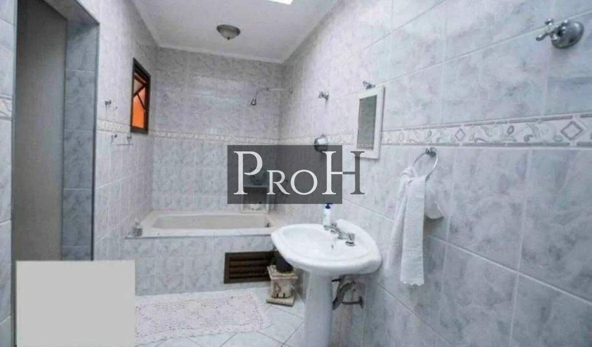 Sobrado para alugar com 4 quartos, 230m² - Foto 11