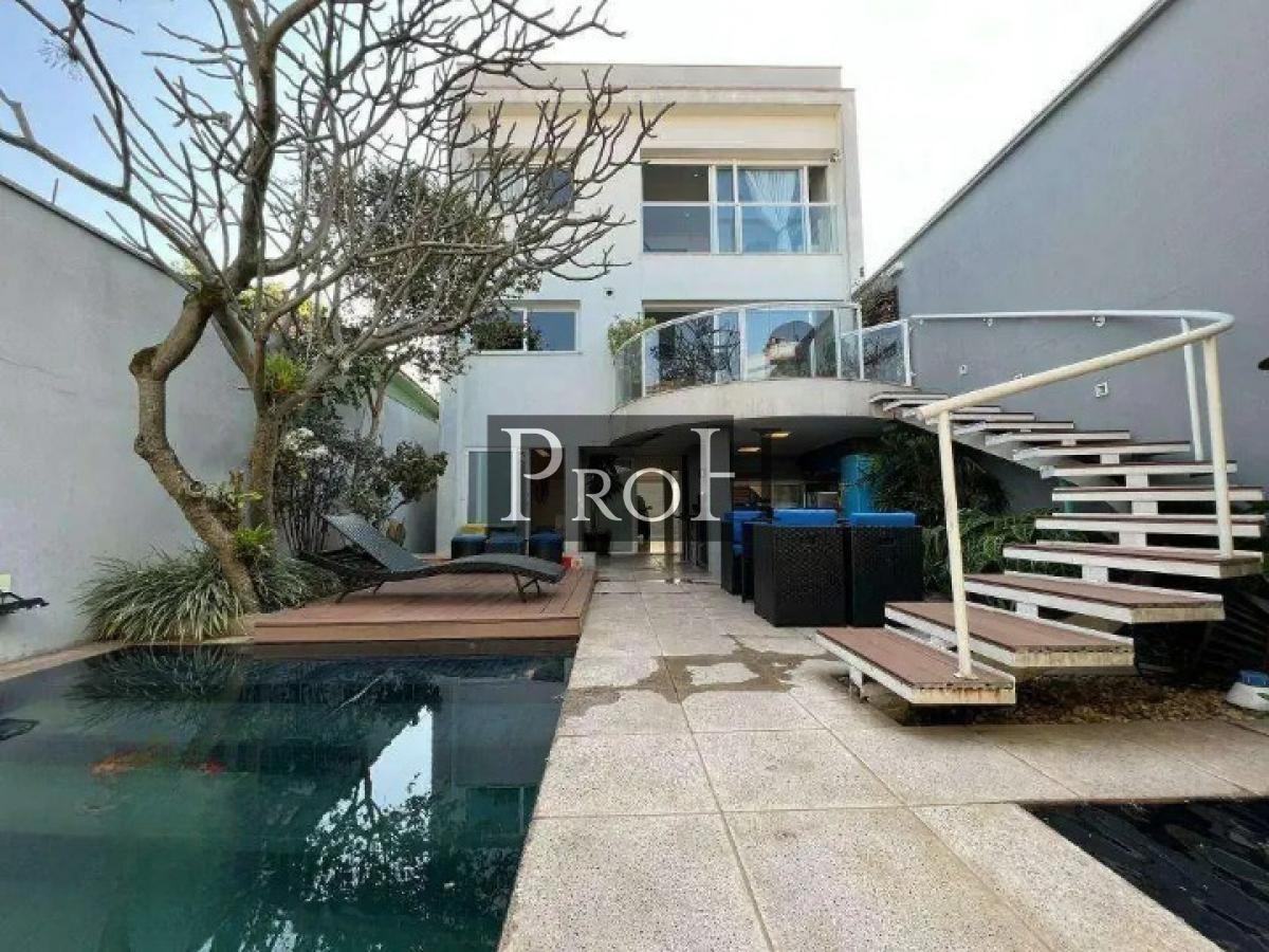 Sobrado, 3 quartos, 222 m² - Foto 1