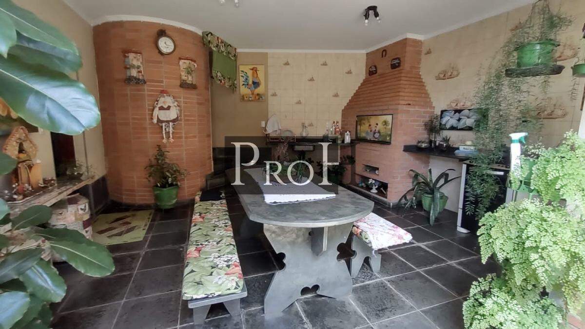 Sobrado, 3 quartos, 882 m² - Foto 27