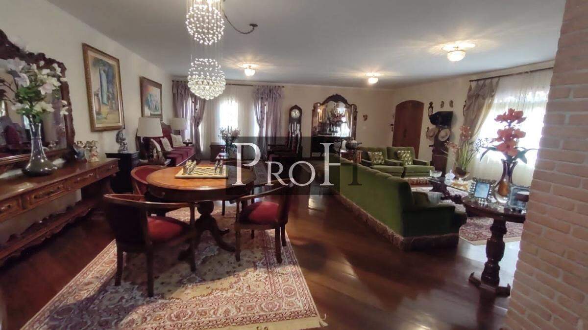 Sobrado, 3 quartos, 882 m² - Foto 2