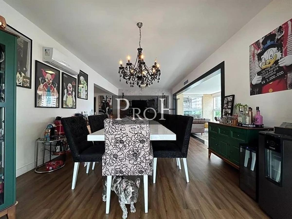 Apartamento, 3 quartos, 242 m² - Foto 2