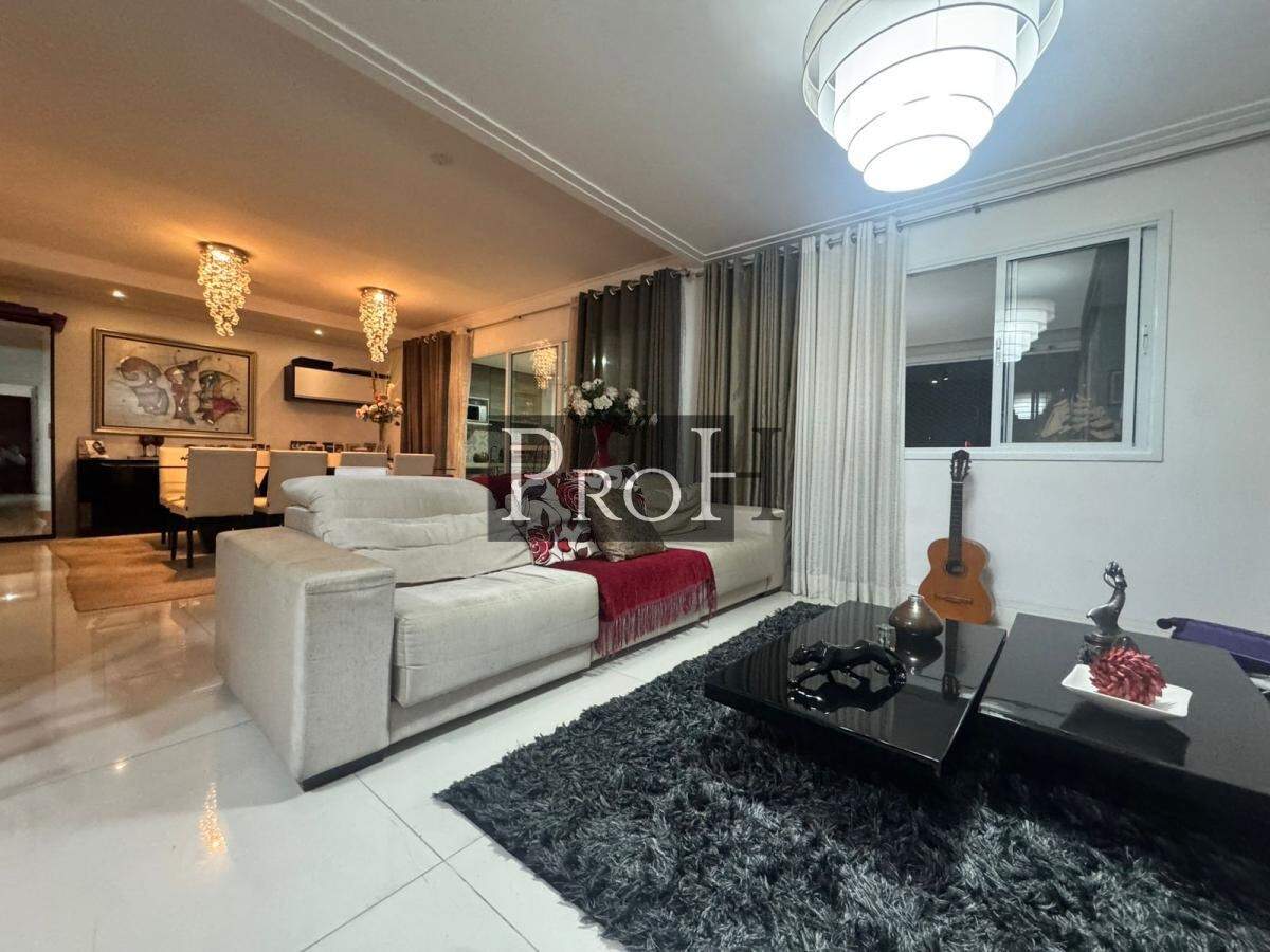 Apartamento, 3 quartos, 156 m² - Foto 1