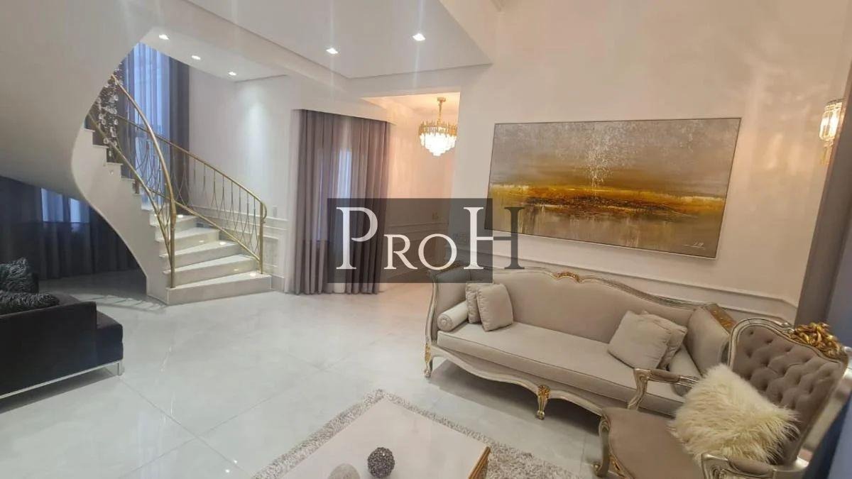 Sobrado, 4 quartos, 318 m² - Foto 3