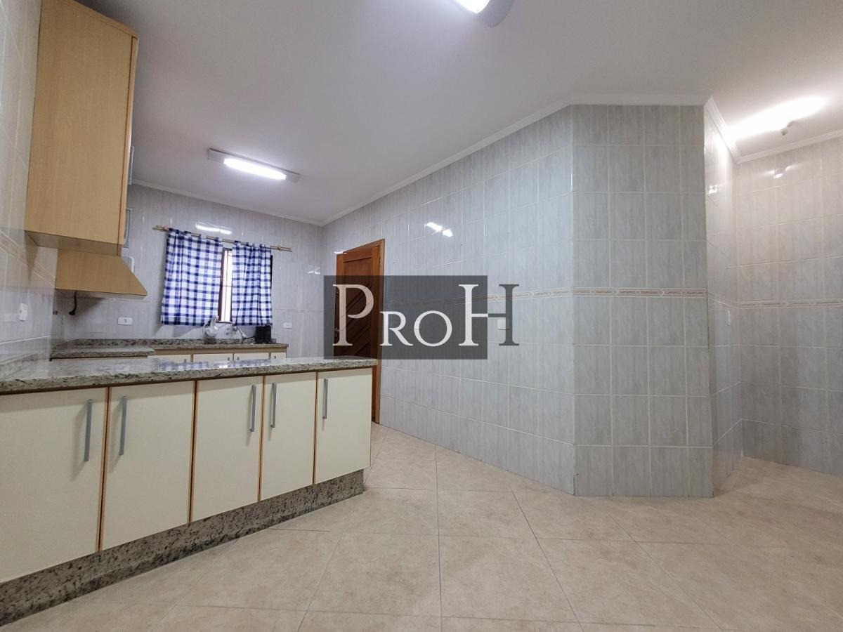 Sobrado, 3 quartos, 257 m² - Foto 4