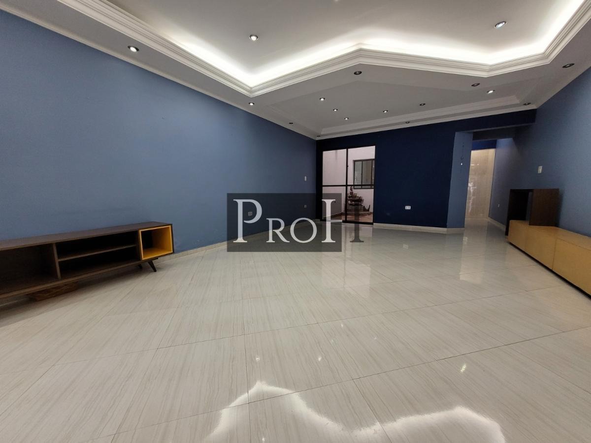 Sobrado, 3 quartos, 257 m² - Foto 1