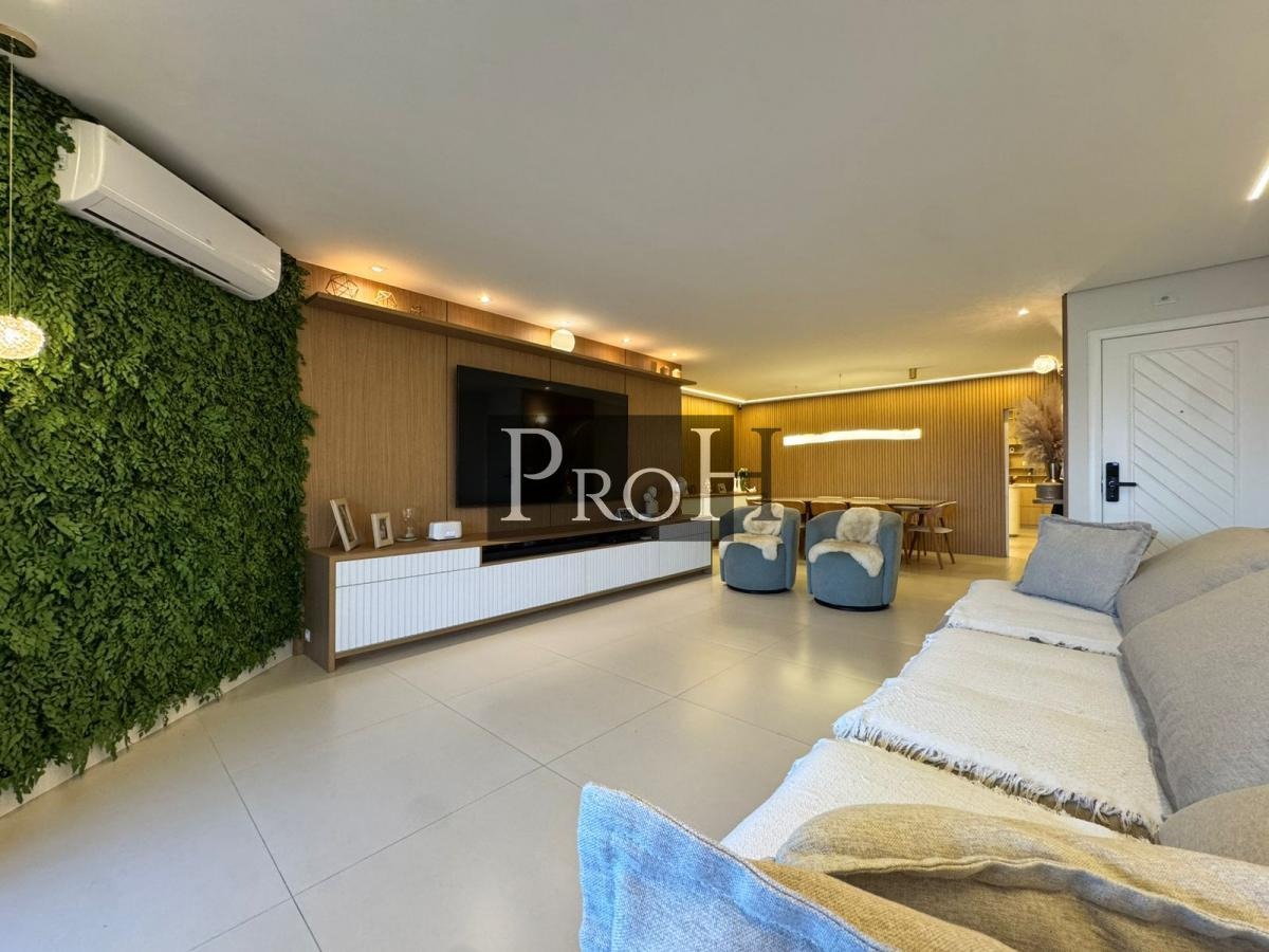 Apartamento, 4 quartos, 220 m² - Foto 1