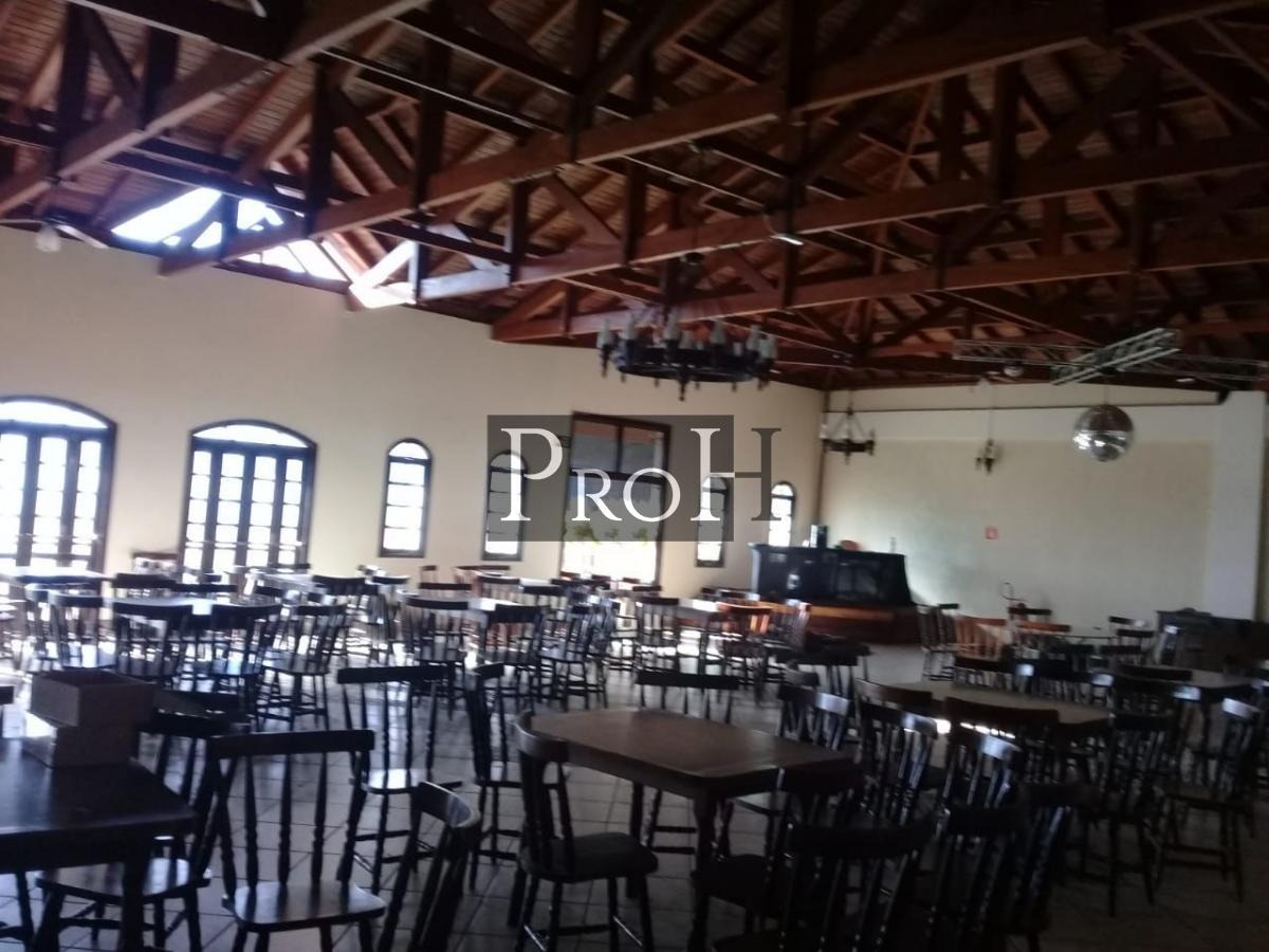 Loja-Salão, 890 m² - Foto 1