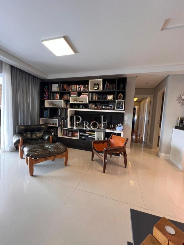 Apartamento, 4 quartos, 194 m² - Foto 4