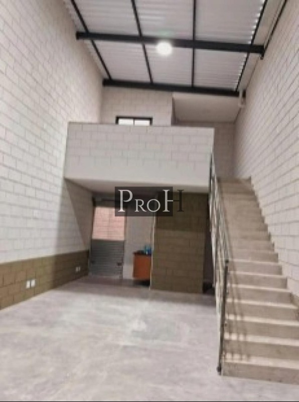 Depósito-Galpão, 150 m² - Foto 1