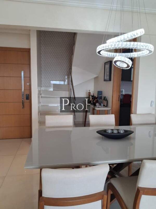 Cobertura, 3 quartos, 242 m² - Foto 2