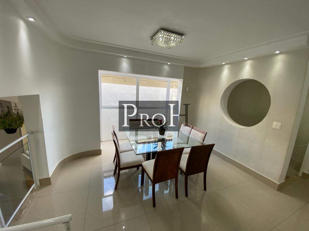 Sobrado, 3 quartos, 254 m² - Foto 1