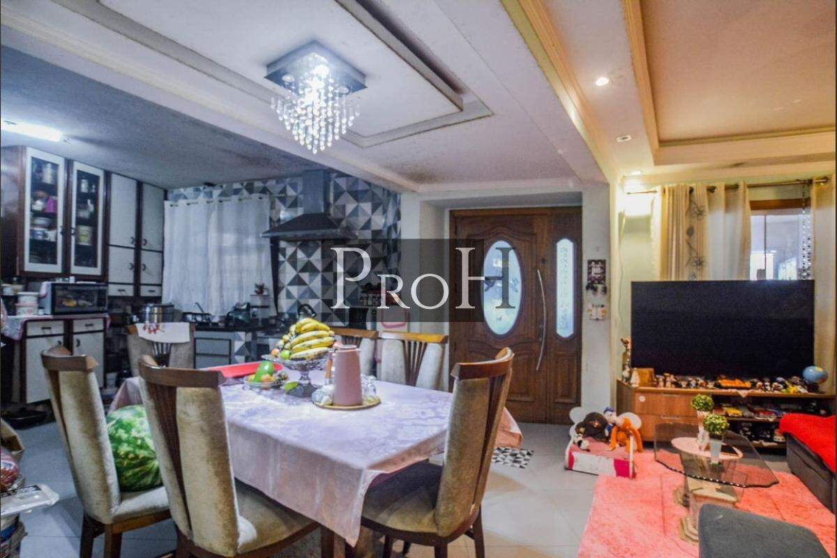 Sobrado, 3 quartos, 220 m² - Foto 2