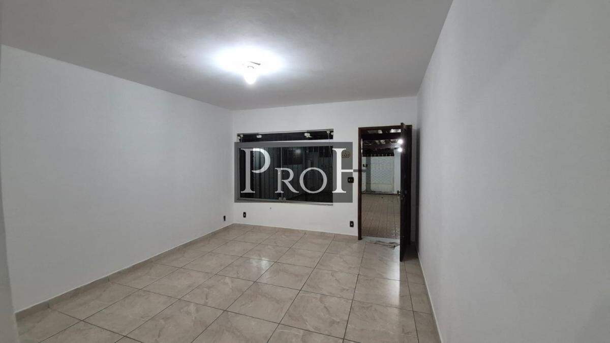 Casa, 3 quartos, 200 m² - Foto 1