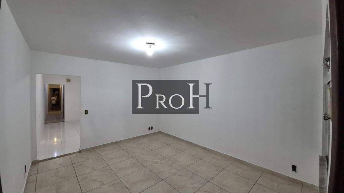 Casa, 3 quartos, 200 m² - Foto 2