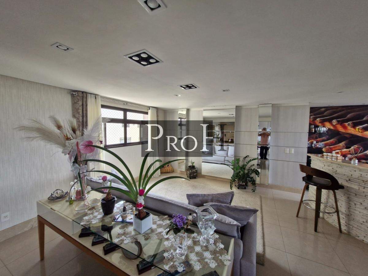 Cobertura, 3 quartos, 267 m² - Foto 4
