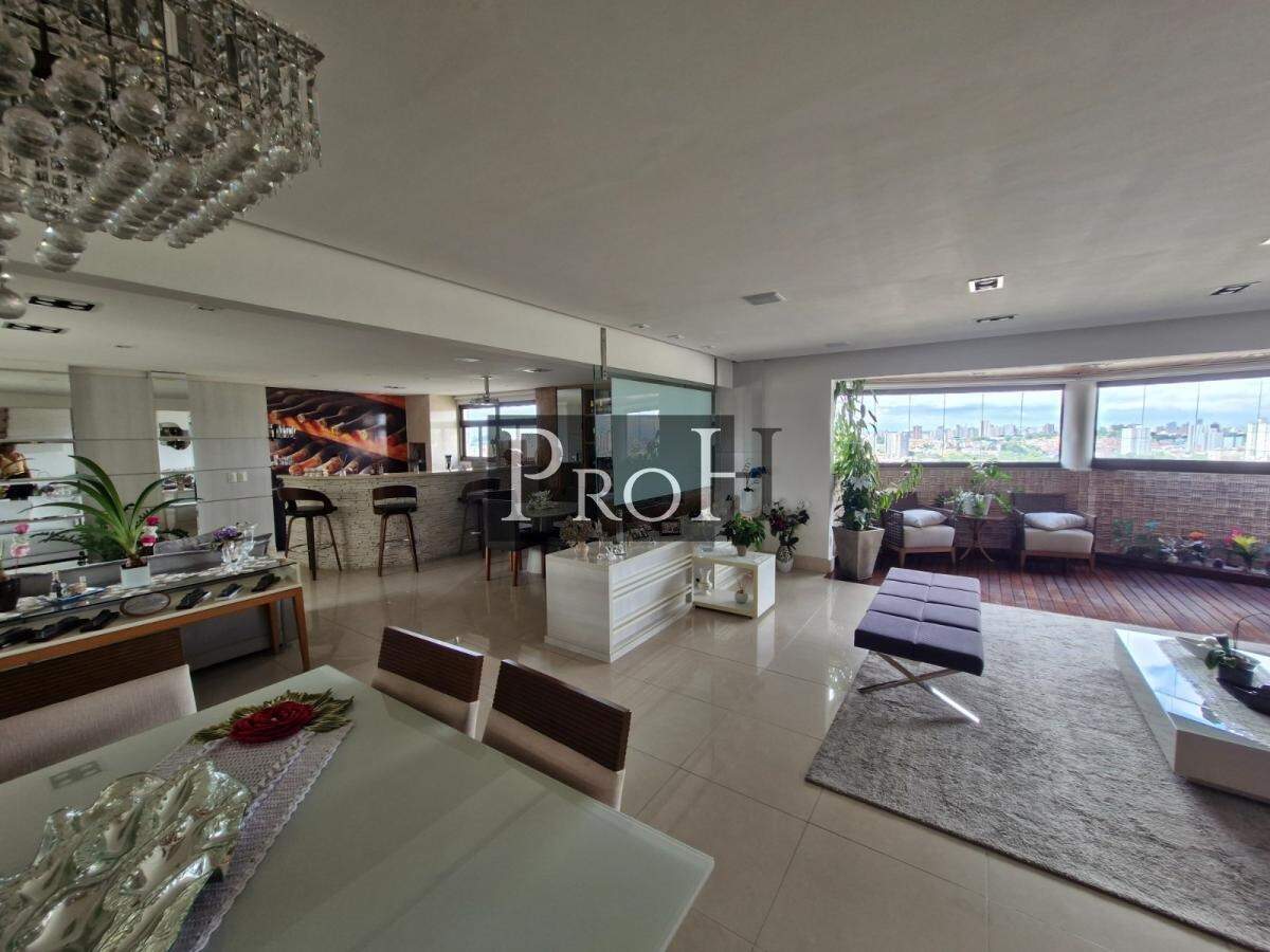 Cobertura, 3 quartos, 267 m² - Foto 1