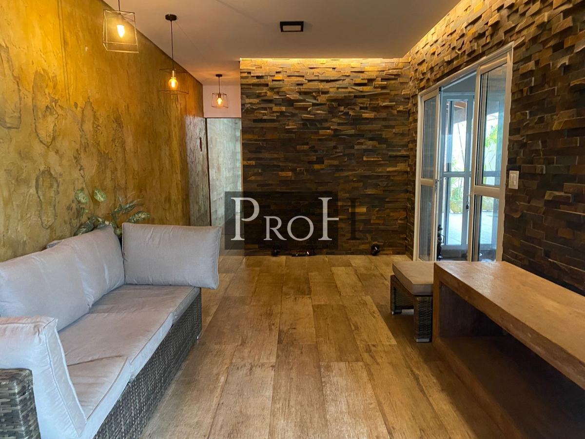 Sobrado, 3 quartos, 239 m² - Foto 1