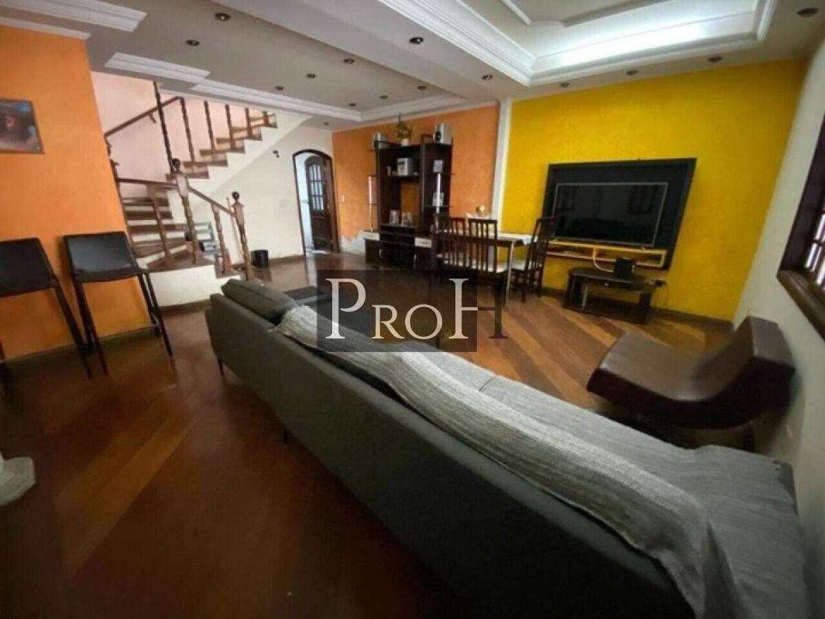 Sobrado, 3 quartos, 381 m² - Foto 1