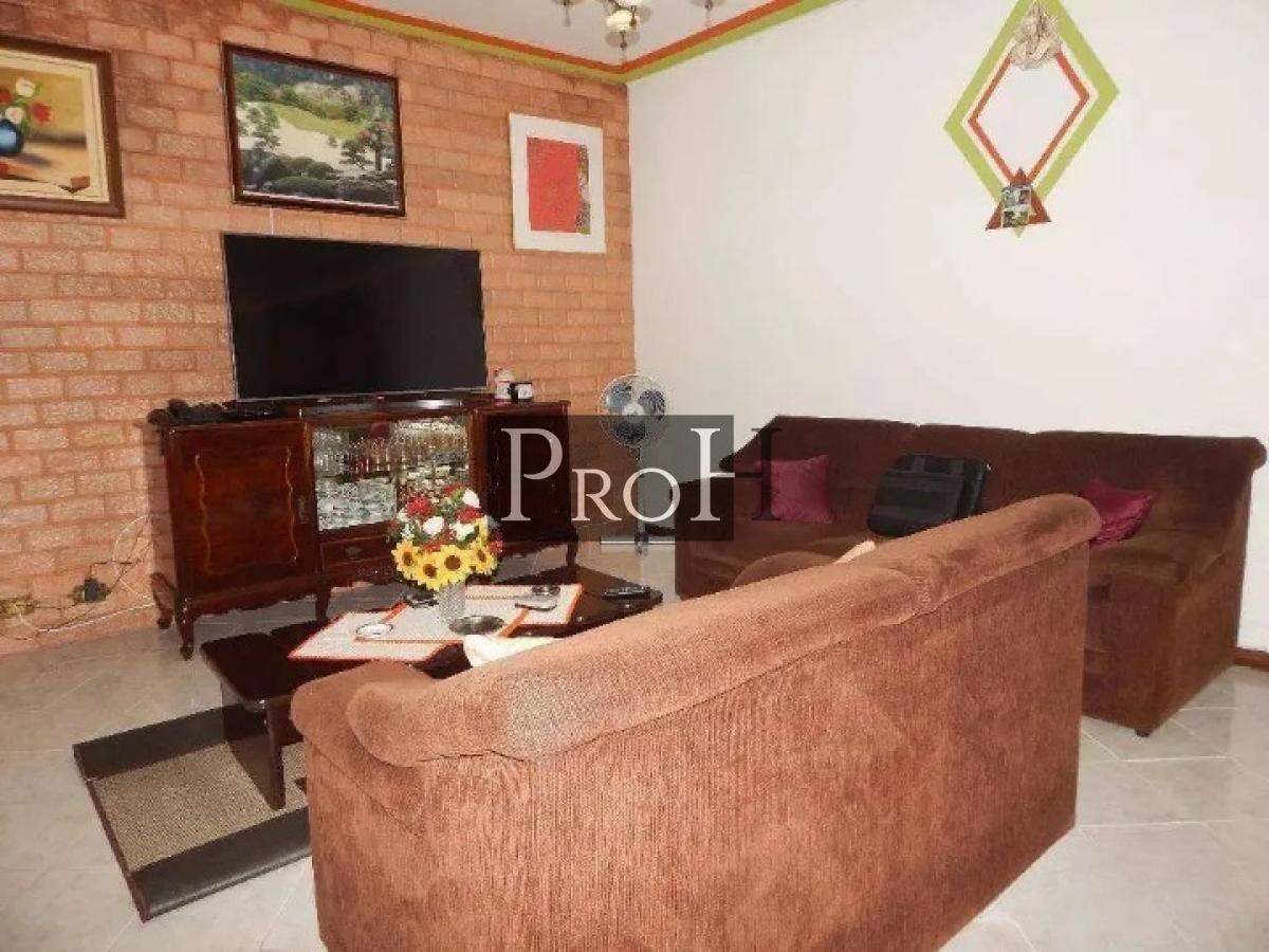 Casa, 2 quartos, 209 m² - Foto 2