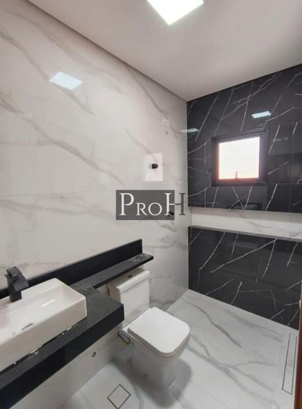 Casa, 5 quartos, 223 m² - Foto 2