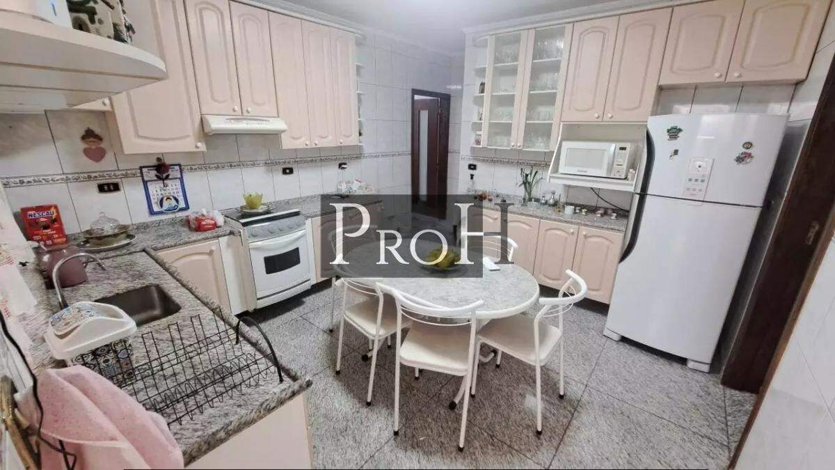 Casa, 3 quartos, 217 m² - Foto 3