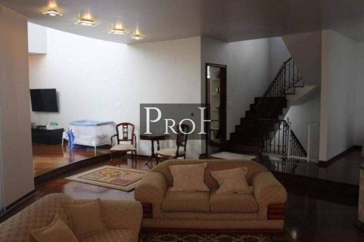 Sobrado, 3 quartos, 500 m² - Foto 1