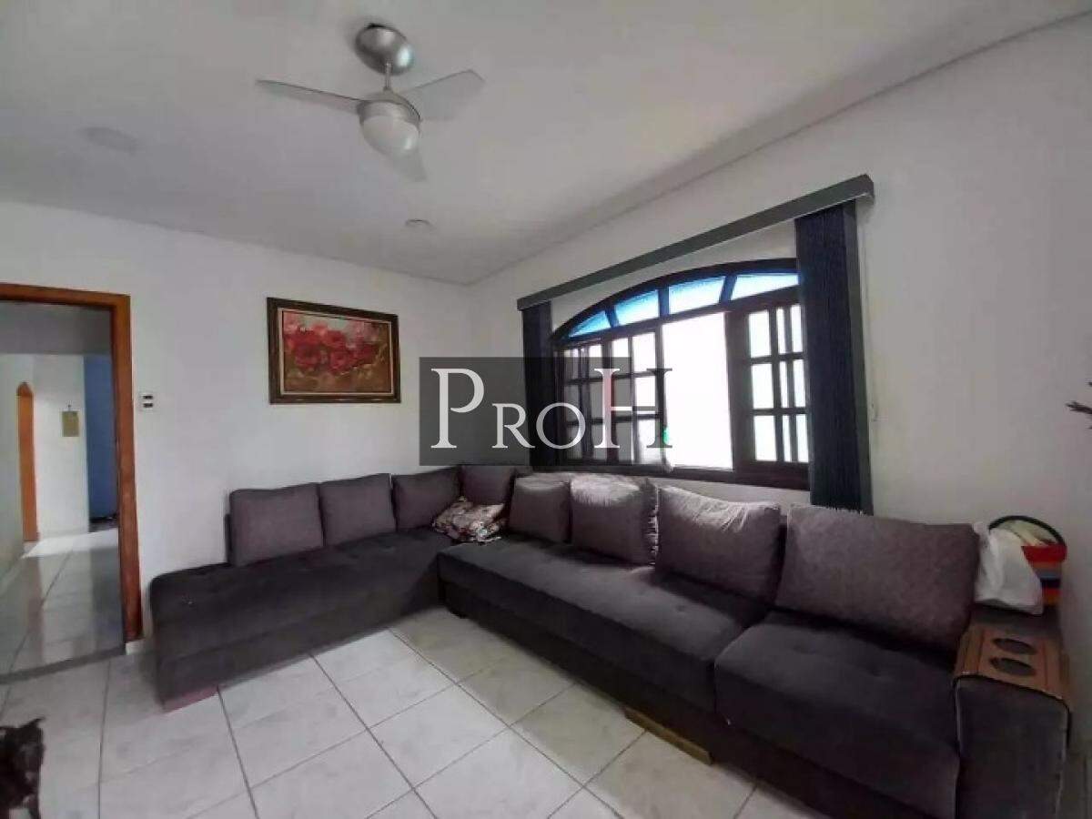 Casa, 3 quartos, 180 m² - Foto 1