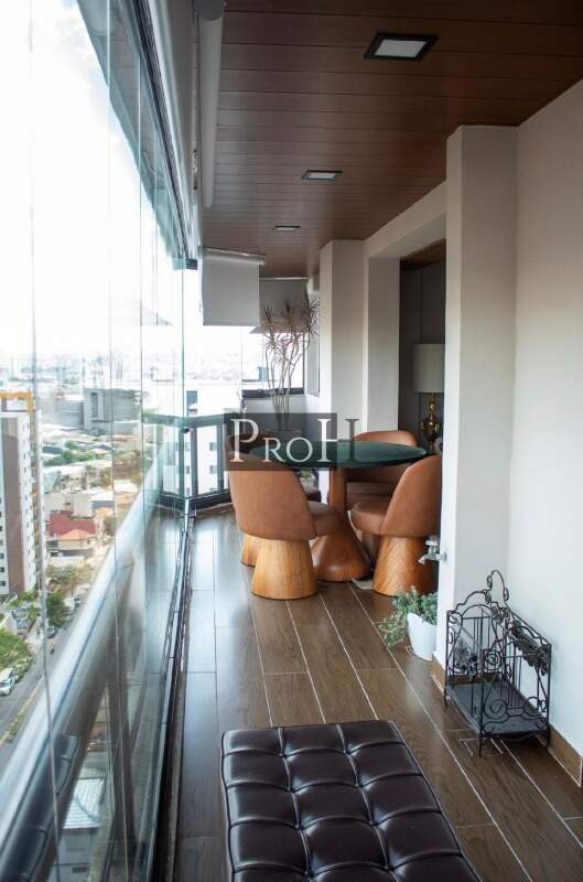 Apartamento, 3 quartos, 250 m² - Foto 1