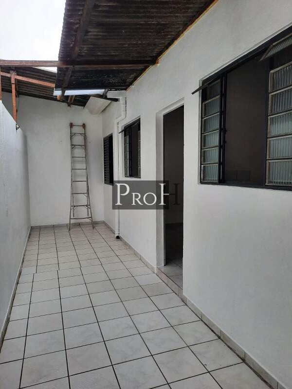 Casa, 4 quartos, 242 m² - Foto 3