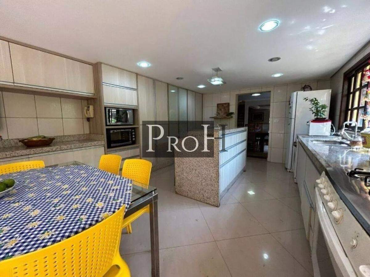 Sobrado, 3 quartos, 302 m² - Foto 8