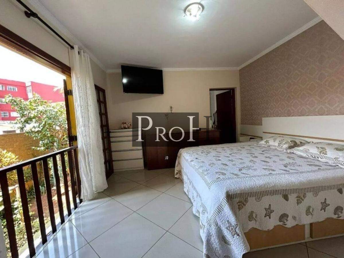 Sobrado, 3 quartos, 302 m² - Foto 11