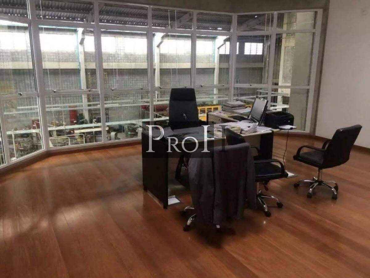 Depósito-Galpão, 3400 m² - Foto 1