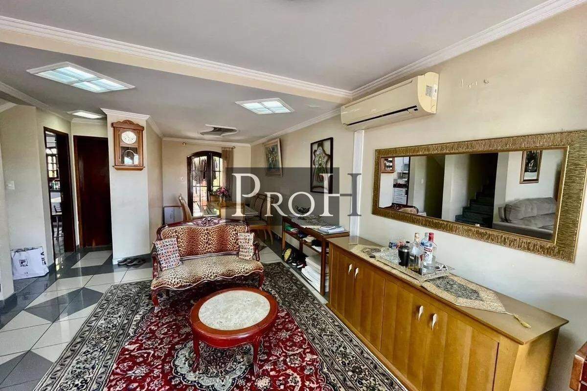 Sobrado, 3 quartos, 210 m² - Foto 2